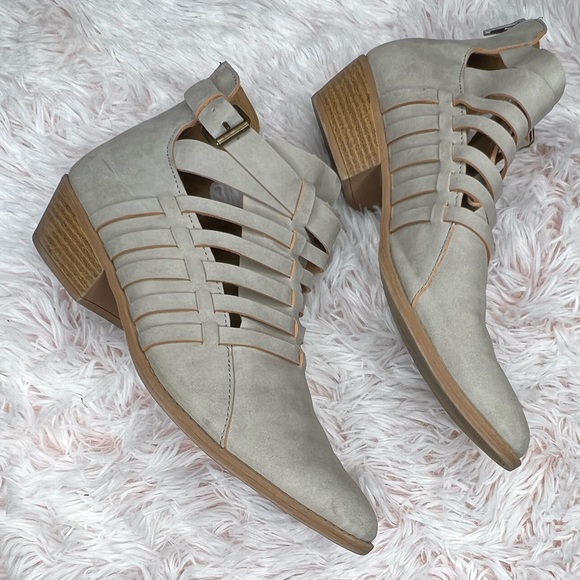 Ankle booties by Cupid size 11 - Picture 5 of 9